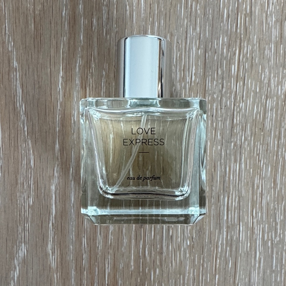 Love Express Women’s Eau de Parfum Fragrance Spray